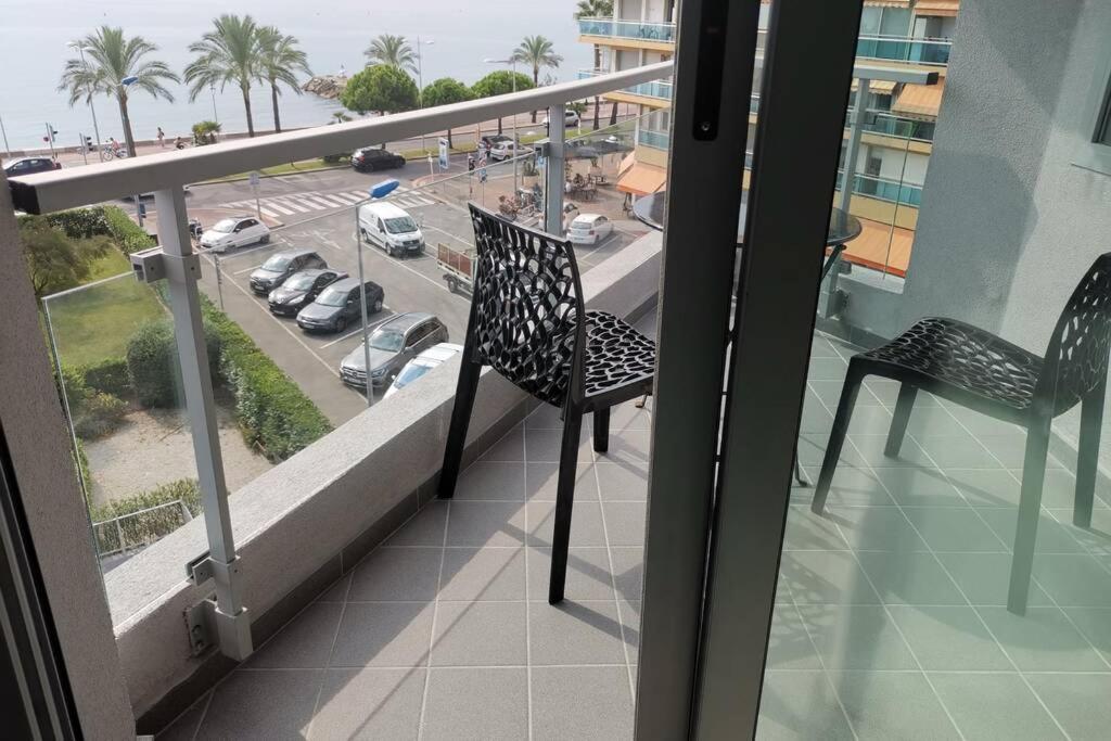 קאן סור מר Appartement 6 Personnes Face A La Mer מראה חיצוני תמונה